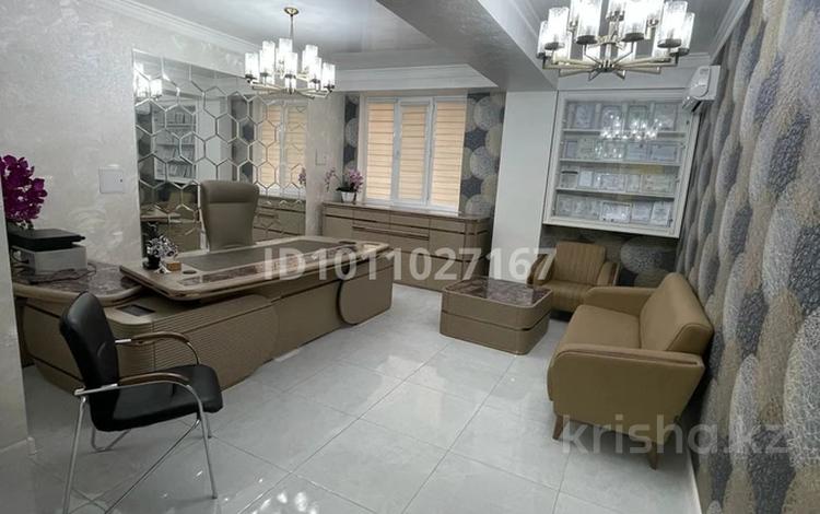 2-комнатная квартира · 72 м² · 1/9 этаж, мкр Нурсат 2, мкр. Нурсат 172Б за 38 млн ₸ в Шымкенте, Каратауский р-н — фото 2