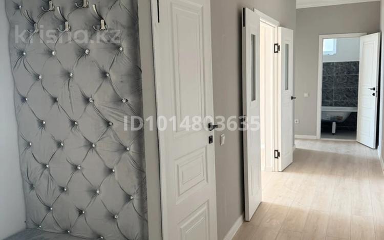 3-бөлмелі пәтер · 70 м² · 3/5 қабат, Бозарық ш/а 688/12 — 146школа, бағасы: 200 000 ₸ в Шымкенте, Абайский р-н — фото 2