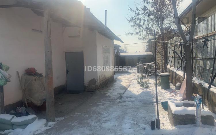 Жеке үй · 3 бөлме · 38 м² · 4 жүзд., 11-й микрорайон, 11-й микрорайон 218, бағасы: 16 млн ₸ в Шымкенте, Енбекшинский р-н — фото 2