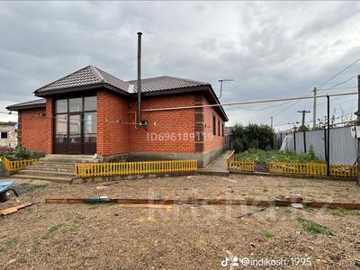 Жеке үй · 7 бөлме · 200 м² · 10 жүзд., Жанаконыс 56/1, бағасы: 42 млн ₸ в Актобе, жилой массив Жанаконыс