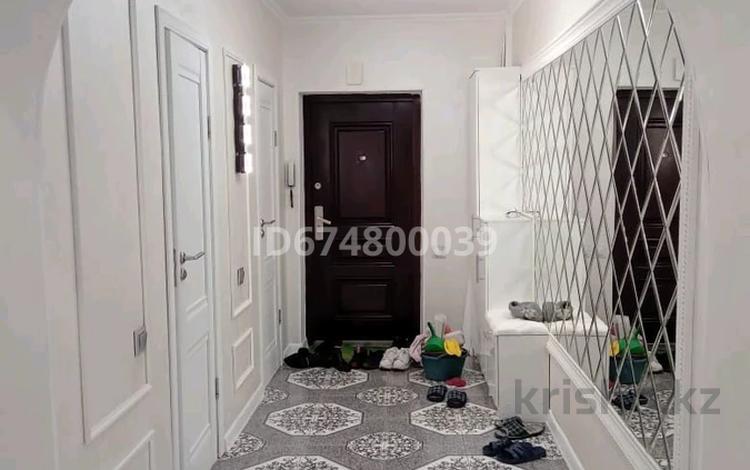 2-бөлмелі пәтер · 78 м² · 6/8 қабат, Алтын ауыл 15, бағасы: 250 000 ₸ в Каскелене — фото 10