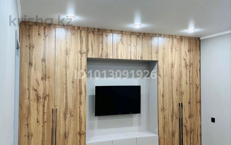 1-комнатная квартира · 45 м² · 4/5 этаж, мкр Кунаева, Қонаев ш/а. за 180 000 ₸ в Уральске — фото 2