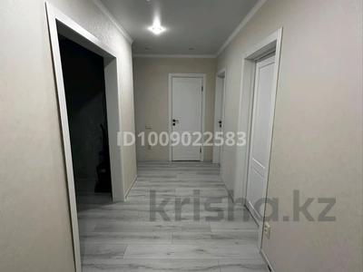 3-бөлмелі пәтер · 75 м² · 3/5 қабат, мкр Астана 5, бағасы: 230 000 ₸ в Уральске