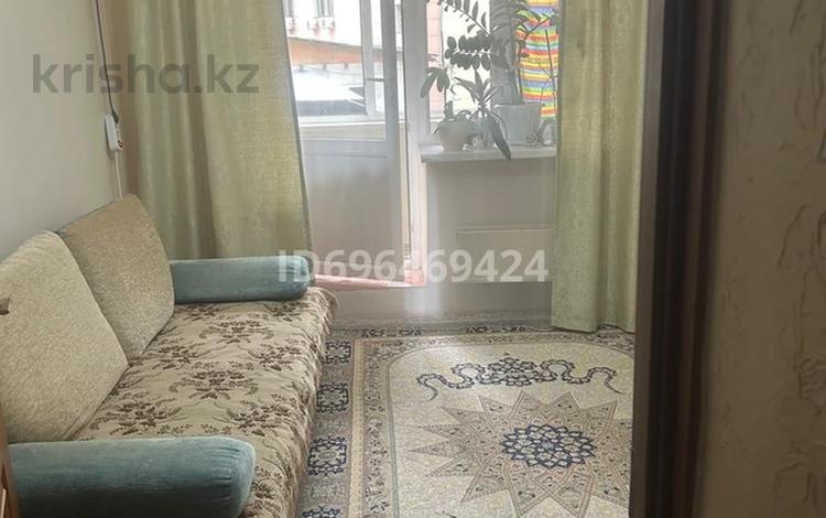 2-бөлмелі пәтер · 50 м² · 3/5 қабат, Абая 54/1 — Байзакова, бағасы: 15 000 ₸ в Алматы, Бостандыкский р-н — фото 2