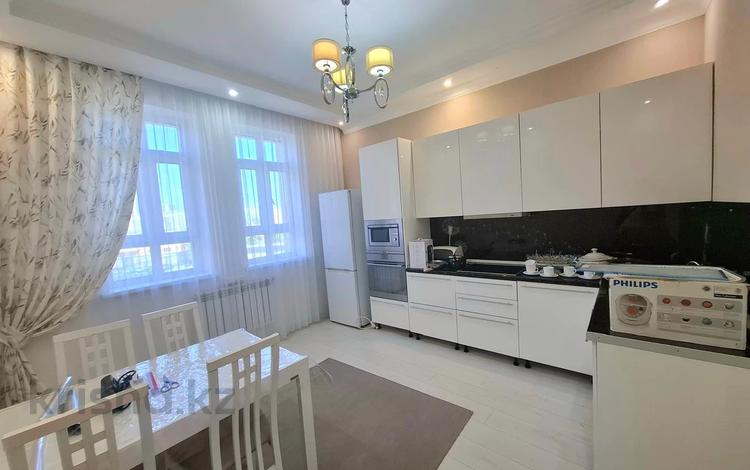 2-комнатная квартира · 72 м² · 3/9 этаж, Орынбор 35 за 400 000 ₸ в Астане, Есильский р-н — фото 2