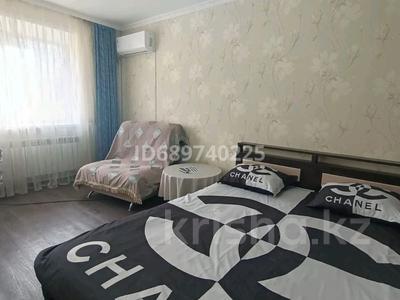 1-бөлмелі пәтер, 30 м², 1/5 қабат тәулігіне, Сейфуллина, бағасы: 12 000 〒 в Жезказгане