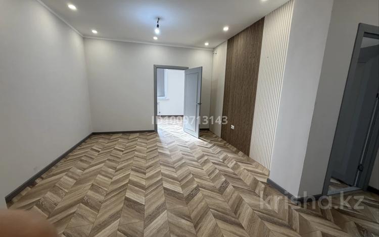 1-бөлмелі пәтер · 50.1 м² · 9/10 қабат, ЖК Ayagoz 26/2, бағасы: 24 млн ₸ в Атырау — фото 2