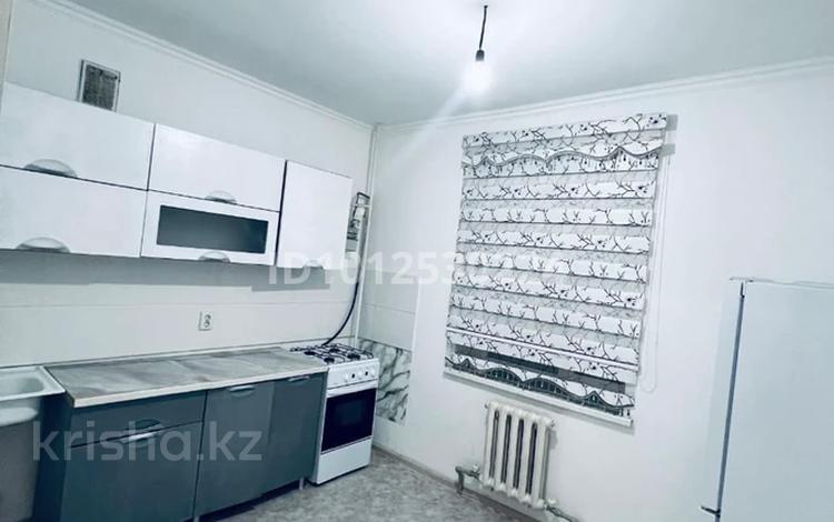 3-бөлмелі пәтер · 66 м² · 2/5 қабат, Левый берег 3 44, бағасы: 130 000 ₸ в  — фото 2