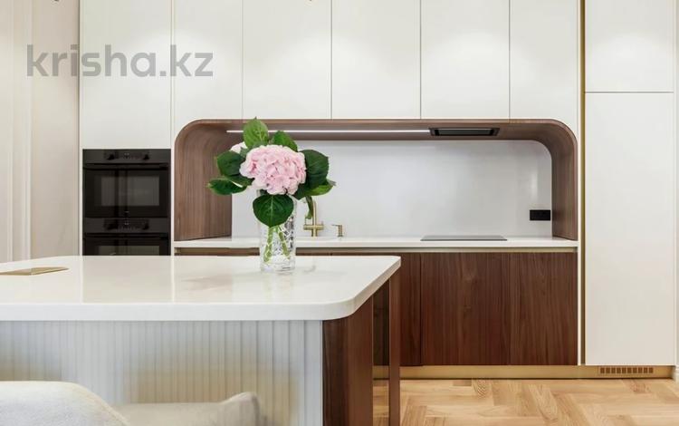 4-комнатная квартира · 174 м² · 10/14 этаж, Кайым Мухамедханов 1/2 за 2 млн ₸ в Астане, Есильский р-н — фото 11