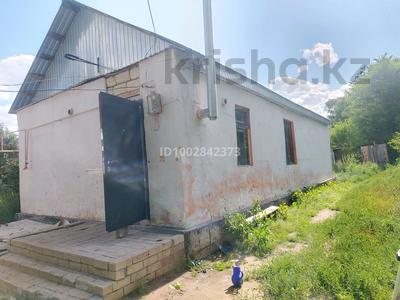 Отдельный дом · 2 комнаты · 67 м² · 9 сот., Ск зеленстрой 39 — Нижняя трассса за 6 млн 〒 в Актобе, жилой массив Заречный-2