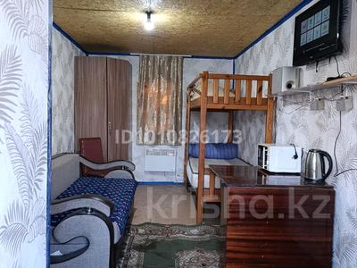 Саяжай · 1 бөлме · 10 м² · 6 сот., мкр Михайловка — Кирзавод 3-4 Общество колос 2, бағасы: 3.5 млн 〒 в Караганде, Казыбек би р-н