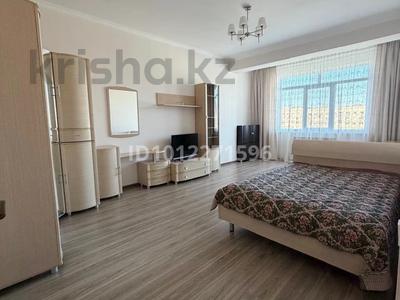 2-бөлмелі пәтер · 90 м² · 8/18 қабат, Гагарина — Мынбаева Радостовца, бағасы: 450 000 ₸ в Алматы, Бостандыкский р-н