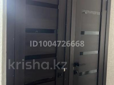 3-комнатная квартира · 54.5 м² · 1/5 этаж, Абдыразакова 11 за 23 млн 〒 в Шымкенте, Аль-Фарабийский р-н