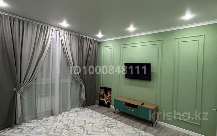 1-бөлмелі пәтер · 48 м² · 9/9 қабат, мкр Атырау, Абулхайр хана 51а, бағасы: 250 000 ₸ — фото 2