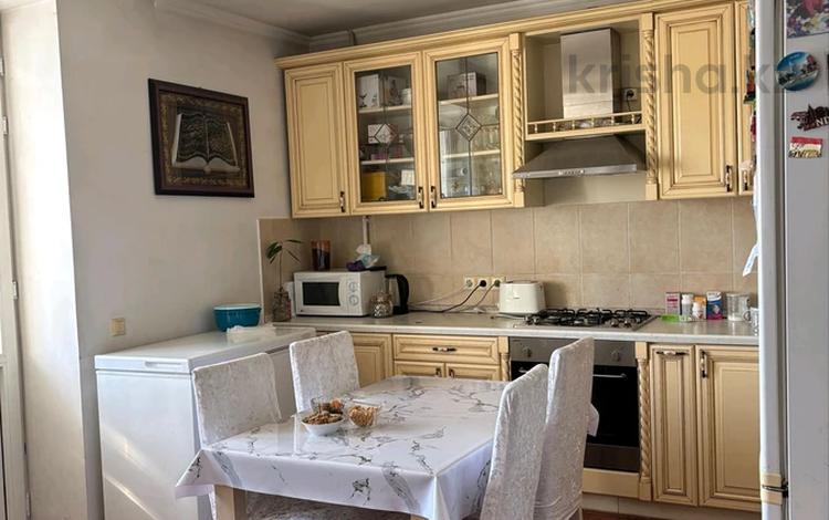 2-бөлмелі пәтер · 64 м² · 8/9 қабат, Момышулы 4, бағасы: 24.5 млн ₸ в Астане, Алматы р-н — фото 2