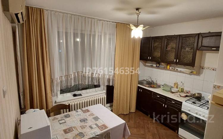 2-комнатная квартира · 52 м² · 1/9 этаж, 5 микрорайон 38 за 19.7 млн ₸ в Аксае — фото 4