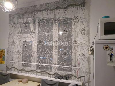 2-комнатная квартира · 48.8 м² · 6/9 этаж, 10 мкр за 19 млн 〒 в Аксае