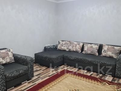 2-комнатная квартира, 70 м², 1/2 этаж помесячно, Муканова за 120 000 〒 в Боралдае (Бурундай)