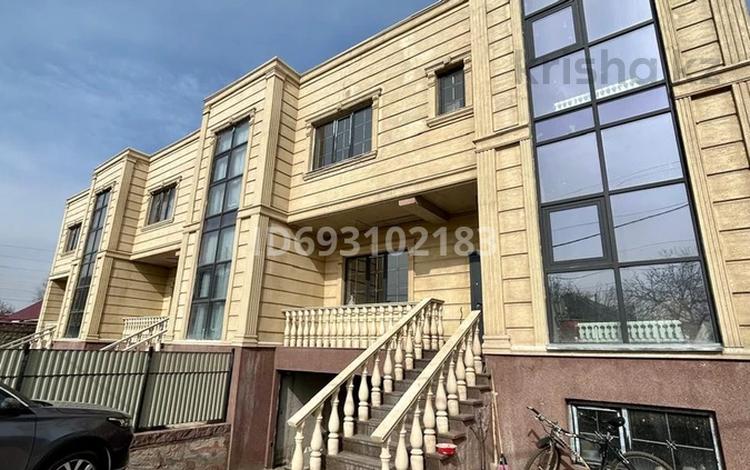 Отдельный дом • 5 комнат • 250 м² • 2 сот., Караоткел 122 за 115 млн 〒 в Алматы, Алмалинский р-н — фото 2