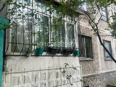 2-комнатная квартира · 54 м² · 1/5 этаж, мкр Тастак-2 11 за 35 млн 〒 в Алматы, Алмалинский р-н