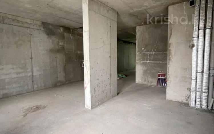 2-комнатная квартира · 60 м² · 10/17 этаж, Аль-Фараби 41 за 70 млн 〒 в Алматы, Бостандыкский р-н — фото 3