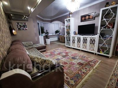 Продажа квартир в Алматы: 3-комнатная квартира · 92 м² · 4/5 этаж, мкр Думан-2 27 за 55.6 млн 〒 3-комнатная квартира · 92 м² · 4/5 этаж, мкр Думан-2 27 за 55.6 млн 〒 в Алматы, Медеуский р-н