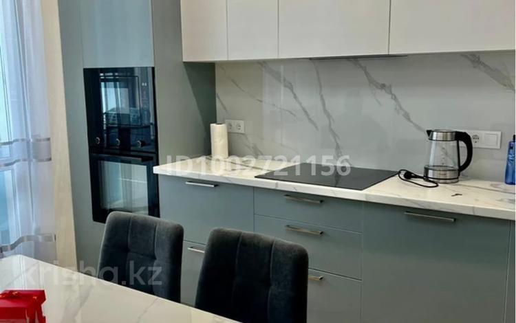 3-комнатная квартира · 80 м² · 16/20 этаж, Абая 160 — Тургут Озала за 45 000 〒 в Алматы, Бостандыкский р-н — фото 4