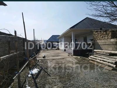 Отдельный дом · 3 комнаты · 90 м² · 8 сот., мкр Кайтпас 2, Каламбаев 71 — Угол ул.Серикбаева за 23 млн 〒 в Шымкенте, Абайский р-н