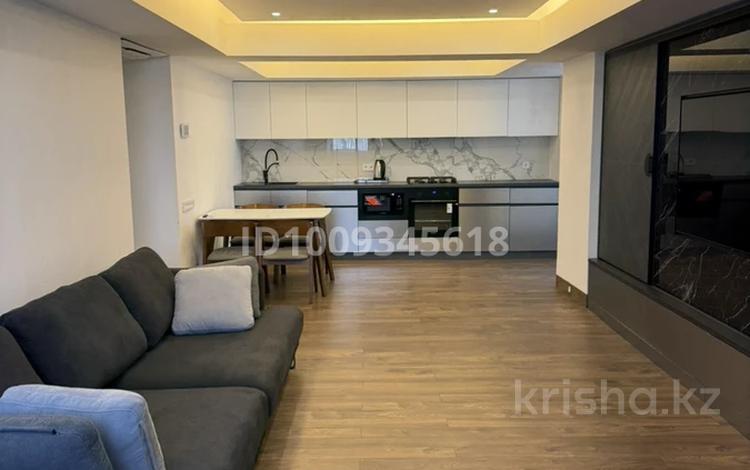 2-бөлмелі пәтер · 65 м² · 8/12 қабат, Зенкова 25 — Толе би, бағасы: 79 млн ₸ в Алматы, Медеуский р-н — фото 2