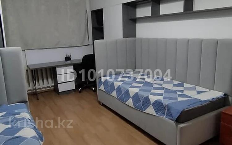 3-бөлмелі пәтер · 75 м² · 7/9 қабат, Ауезова 11 — Толе би - Ауезова, бағасы: 420 000 ₸ в Алматы, Алмалинский р-н — фото 2