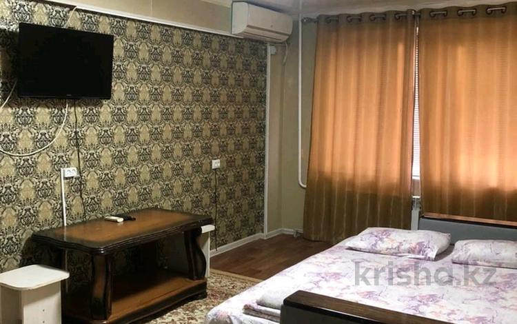 1-бөлмелі пәтер · 50 м² · 1/5 қабат, Авангард 3 73, бағасы: 10 000 ₸ в Атырау, мкр Авангард-3 — фото 2