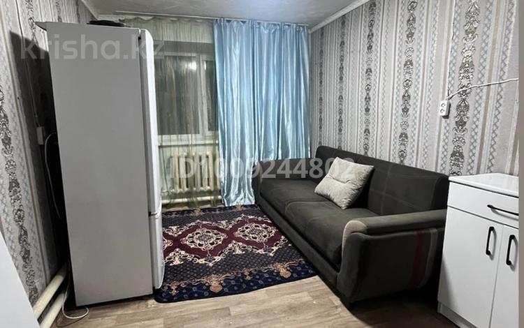 1-комнатная квартира · 12 м² · 1/3 этаж, космическая 3/1 — находится возле площади Ушанова за 4 млн 〒 в Усть-Каменогорске — фото 2