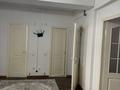 2-комнатная квартира · 80 м² · 1/5 этаж, мкр Туран 979/9, 979/11, 979/15-19, 25 (А,Б), 26 (А,Б), 27 (А,Б), 28 (А,Б), 29 (А,Б), 30 (А,Б,В), 31 (А,Б,В), 32 (А,Б,В), 33 (А,Б,В), 34 (А,Б) за 200 000 ₸ в Шымкенте, Каратауский р-н — фото 2