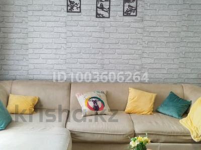 Отдельный дом · 2 комнаты · 45 м² · 1 сот., Латифа Хамиди 123 — Между Абаканской и Бондаренко за 230 000 〒 в Алматы, Жетысуский р-н
