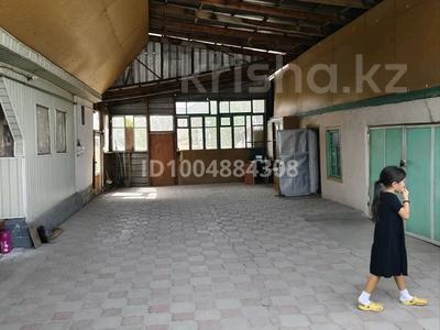 Отдельный дом · 4 комнаты · 100 м² · 10 сот., мкр Ынтымак за 300 000 ₸ в Алатау