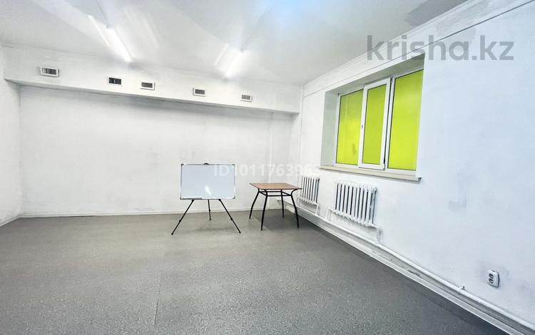 Свободное назначение · 35 м² за 120 000 ₸ в Актобе, Сазда-2  — фото 2