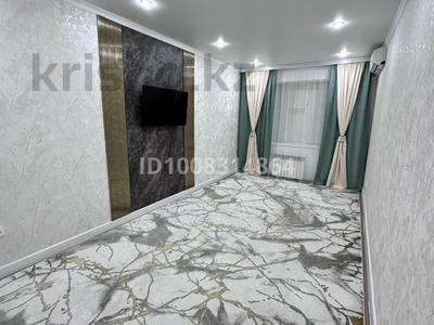 2-комнатная квартира · 56 м² · 1/5 этаж, мкр Жулдыз, Кажел Сариева 64 А за 18.5 млн 〒 в Атырау