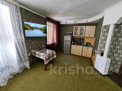 1-комнатная квартира · 32 м² · 1/5 этаж, улица Дулатова — Козбагарова за 2 000 〒 в Семее