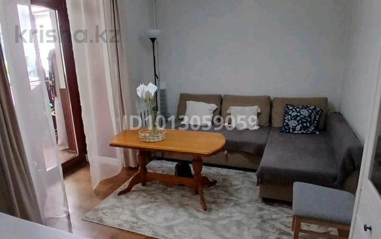 2-комнатная квартира · 48 м² · 2/2 этаж, мкр Михайловка , Бадина 176 за ~ 15 млн ₸ в Караганде, Казыбек би р-н — фото 2