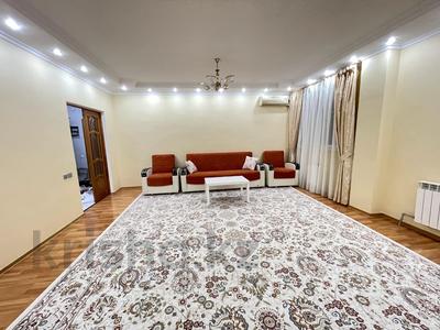 3-комнатная квартира · 92 м² · 5/9 этаж, мкр Сары Арка 40 за 25 000 〒 в Атырау