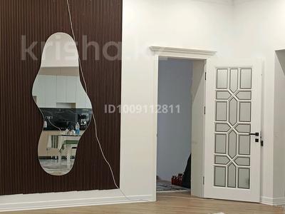 Жеке үй · 5 бөлме · 200 м² · 5 сот., Мкр 18 19/13 — Құрылысшы, бағасы: 65 млн ₸ в Конаеве