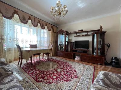 3-комнатная квартира · 79.8 м² · 2/3 этаж, Металлургов 22 — Шакарима и Металлургов за 19.5 млн ₸ в Усть-Каменогорске