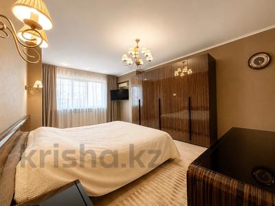 4-комнатная квартира · 220 м² · 2/6 этаж, Ботанический сад 22 за 950 000 ₸ в Алматы, Бостандыкский р-н