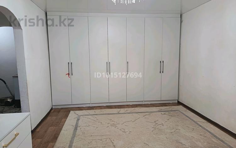 1-бөлмелі пәтер · 31.44 м² · 2/2 қабат, Нефтяников, бағасы: 6 млн ₸ в Актобе, мкр Гормолзавод — фото 7