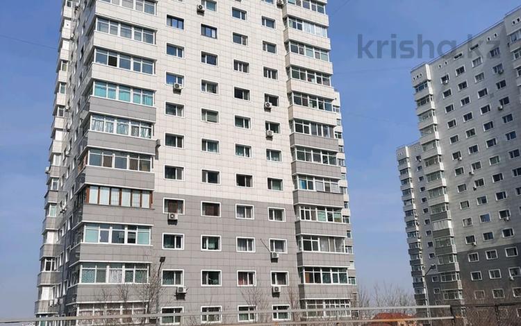 1-комнатная квартира, 44 м², 16/16 этаж, мкр Мамыр-1 29 за 29.5 млн 〒 в Алматы, Ауэзовский р-н — фото 2