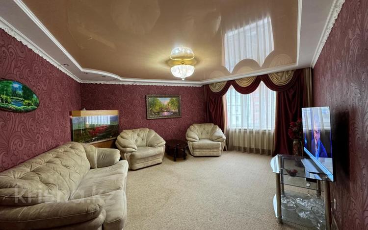 4-бөлмелі пәтер · 90 м² · 5/9 қабат, 8-й мкр., бағасы: 28 млн ₸ в Темиртау — фото 2