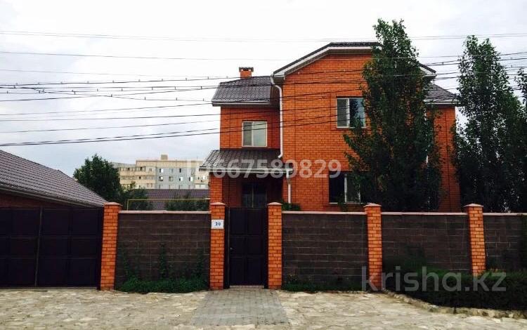 Отдельный дом • 8 комнат • 450 м² • 12 сот., мкр 12 за 230 млн 〒 в Актобе, мкр 12 — фото 9