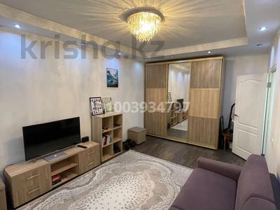 1-бөлмелі пәтер · 40 м² · 1/4 қабат, Пушкина 60 — Богенбай батыра Пушкина, бағасы: 300 000 ₸ в Алматы, Медеуский р-н