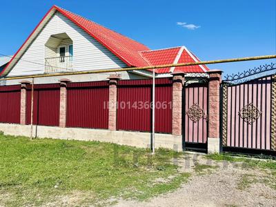 Жеке үй · 4 бөлме · 135 м² · 10 жүзд., М.Әуезов, бағасы: 25 млн ₸ в Екпинды