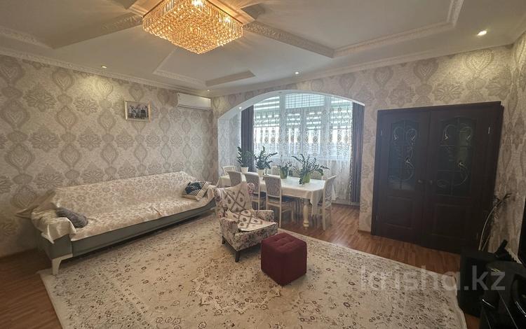 3-комнатная квартира, 137 м², 9/11 этаж, Есет батыра 108А